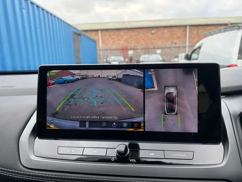 OV25ZPR Nissan Qashqai 1.5 E-Power N-Connecta 5dr Auto Thumbnail #15