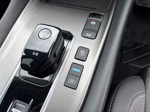 OV25ZPR Nissan Qashqai 1.5 E-Power N-Connecta 5dr Auto Thumbnail #26