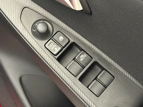 BJ23JYX Mazda Mazda2 1.5 e-Skyactiv G MHEV Homura 5dr Thumbnail #22