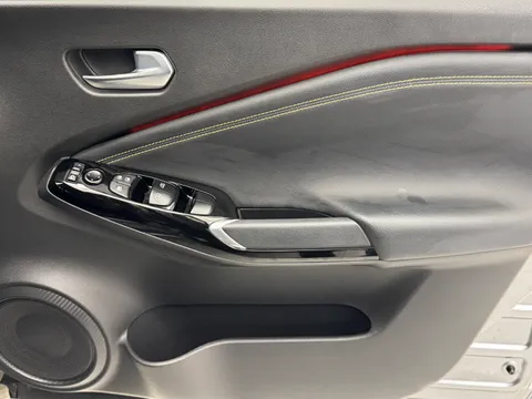 DX25YDH Nissan Juke 1.0 DiG-T N-Sport 5dr DCT Thumbnail #21