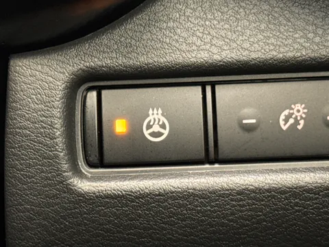 DX25YDH Nissan Juke 1.0 DiG-T N-Sport 5dr DCT Thumbnail #32