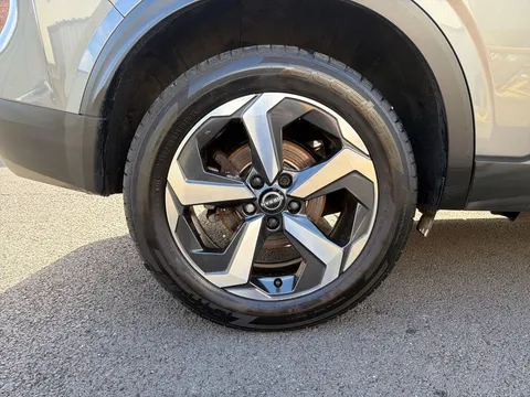 DL72FCD Nissan Qashqai 1.5 E-Power N-Connecta 5dr Auto Thumbnail #9