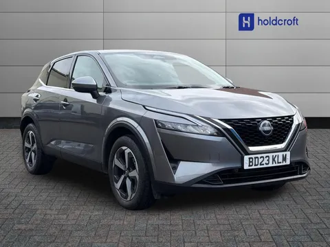 BD23KLM Nissan Qashqai 1.3 DiG-T MH 158 N-Connecta 5dr Xtronic Thumbnail #2