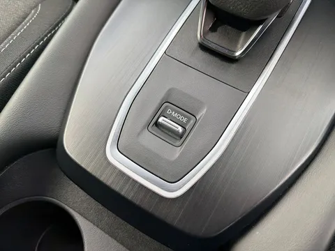 BD23KLM Nissan Qashqai 1.3 DiG-T MH 158 N-Connecta 5dr Xtronic Thumbnail #26
