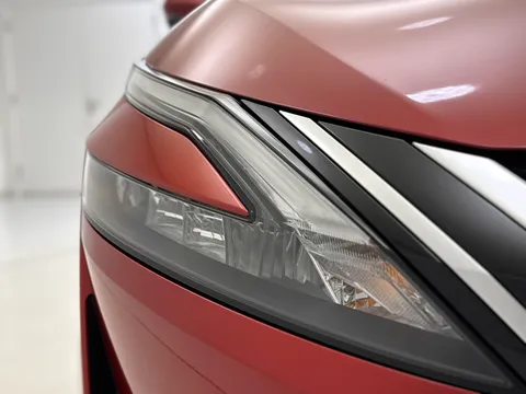 YL72ZMZ Nissan Qashqai 1.3 DiG-T MH N-Connecta [Glass Roof] 5dr Thumbnail #33