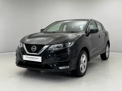 YF69VOM Nissan Qashqai 1.3 DiG-T Acenta Premium 5dr Thumbnail #5