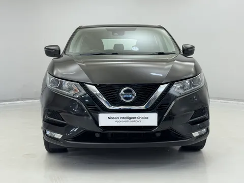 YF69VOM Nissan Qashqai 1.3 DiG-T Acenta Premium 5dr Thumbnail #6