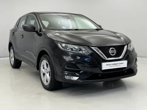 YF69VOM Nissan Qashqai 1.3 DiG-T Acenta Premium 5dr Thumbnail #2