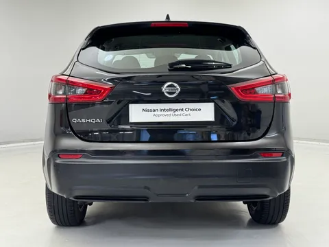 YF69VOM Nissan Qashqai 1.3 DiG-T Acenta Premium 5dr Thumbnail #9