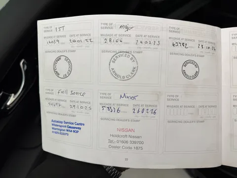 YF69VOM Nissan Qashqai 1.3 DiG-T Acenta Premium 5dr Thumbnail #18