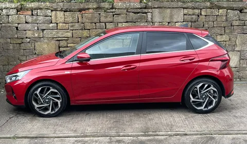 FD22NZA Hyundai i20 1.0T GDi 48V MHD Premium 5dr DCT Thumbnail #6