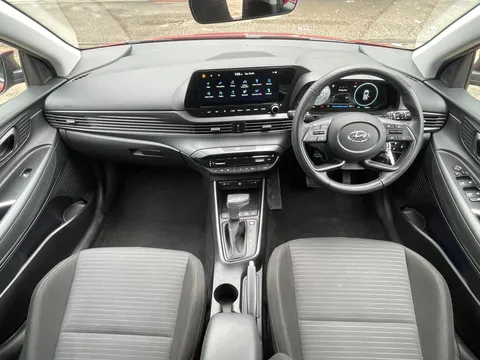 FD22NZA Hyundai i20 1.0T GDi 48V MHD Premium 5dr DCT Thumbnail #2