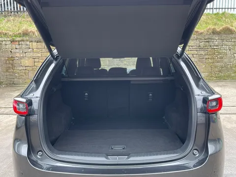 MX24ZFM Mazda CX-5 2.5 e-Skyactiv G MHEV Takumi 5dr Auto AWD Thumbnail #24