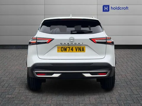 OW74VNA Nissan Qashqai 1.3 DiG-T MH 158 N-Connecta 5dr Xtronic Thumbnail #5