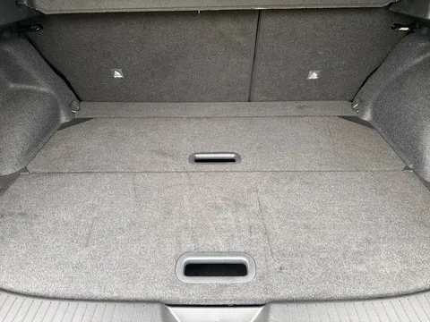 OW74VNA Nissan Qashqai 1.3 DiG-T MH 158 N-Connecta 5dr Xtronic Thumbnail #19