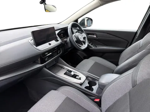OX74JFE Nissan Qashqai 1.5 E-Power N-Connecta 5dr Auto Thumbnail #11