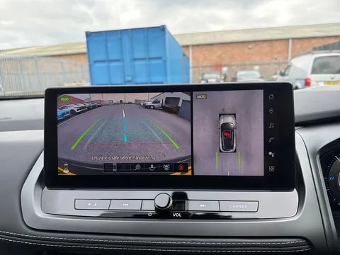 OX74JFE Nissan Qashqai 1.5 E-Power N-Connecta 5dr Auto Thumbnail #15