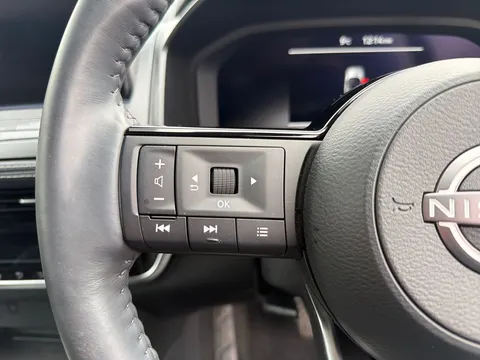 OX74JFE Nissan Qashqai 1.5 E-Power N-Connecta 5dr Auto Thumbnail #25