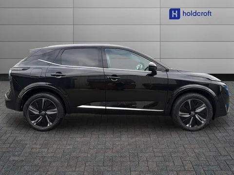 OW74DHD Nissan Qashqai 1.3 DiG-T MH 158 Tekna 5dr Xtronic Thumbnail #3