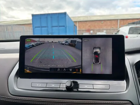 OW74DHD Nissan Qashqai 1.3 DiG-T MH 158 Tekna 5dr Xtronic Thumbnail #15