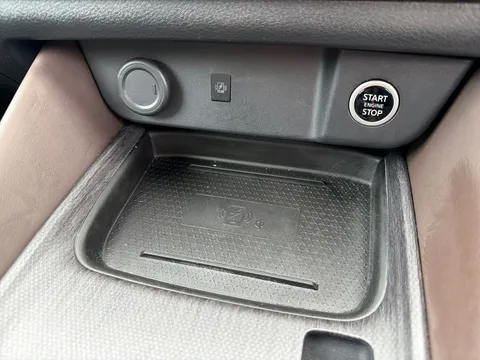 OW74DHD Nissan Qashqai 1.3 DiG-T MH 158 Tekna 5dr Xtronic Thumbnail #26