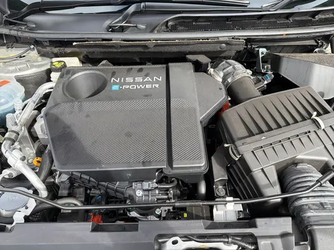 OX74HWO Nissan Qashqai 1.5 E-Power Tekna 5dr Auto Thumbnail #10