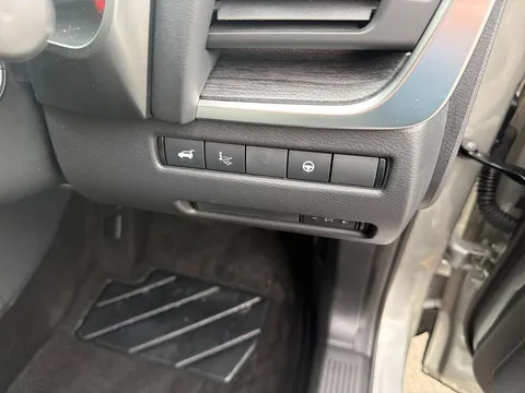 OX74HWO Nissan Qashqai 1.5 E-Power Tekna 5dr Auto Thumbnail #24