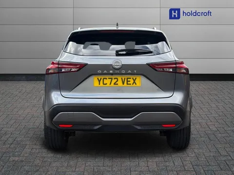 YC72VEX Nissan Qashqai 1.3 DiG-T MH N-Connecta [Glass Roof] 5dr Thumbnail #5