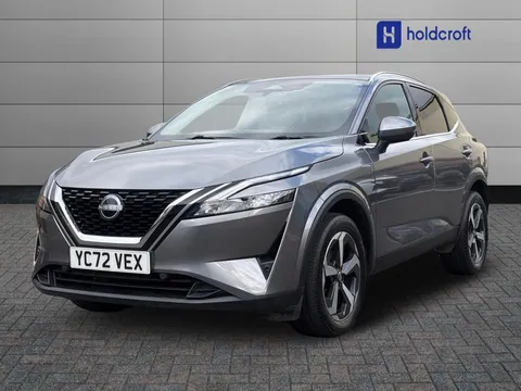 YC72VEX Nissan Qashqai 1.3 DiG-T MH N-Connecta [Glass Roof] 5dr Thumbnail #7