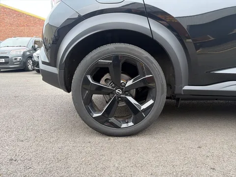 OE25UHR Nissan Juke 1.0 DiG-T Tekna 5dr Thumbnail #9