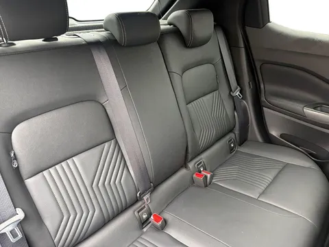 OE25UHR Nissan Juke 1.0 DiG-T Tekna 5dr Thumbnail #16