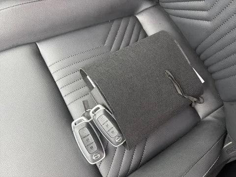 OE25UHR Nissan Juke 1.0 DiG-T Tekna 5dr Thumbnail #21