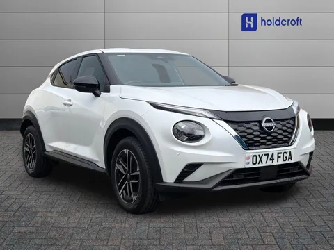 OX74FGA Nissan Juke 1.6 Hybrid N-Connecta 5dr Auto Thumbnail #2