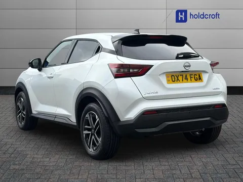 OX74FGA Nissan Juke 1.6 Hybrid N-Connecta 5dr Auto Thumbnail #4