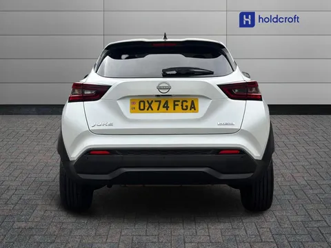 OX74FGA Nissan Juke 1.6 Hybrid N-Connecta 5dr Auto Thumbnail #5