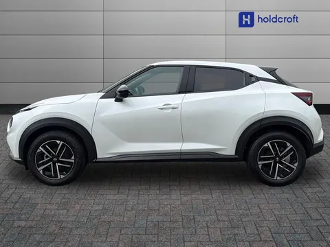 OX74FGA Nissan Juke 1.6 Hybrid N-Connecta 5dr Auto Thumbnail #6
