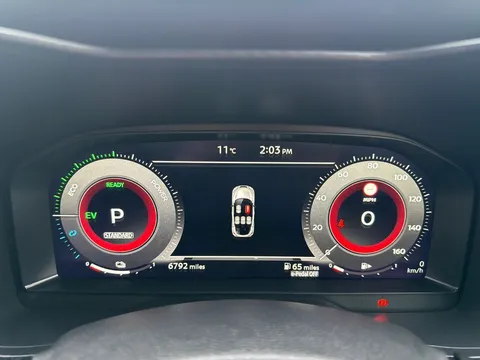 OX74FGA Nissan Juke 1.6 Hybrid N-Connecta 5dr Auto Thumbnail #13