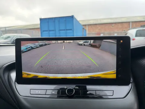 OX74FGA Nissan Juke 1.6 Hybrid N-Connecta 5dr Auto Thumbnail #15