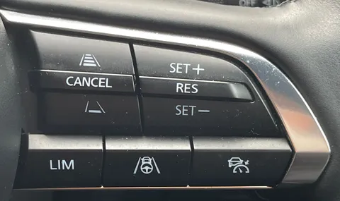 MX73ZVK Mazda Mazda3 2.0 e-Skyactiv X MHEV [186] Takumi 5dr Thumbnail #18