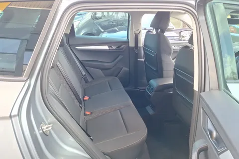 DP68NUC Škoda Karoq 1.5 TSI SE 5dr Thumbnail #19