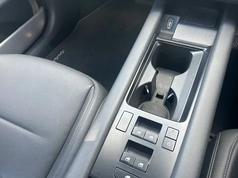 DT25JGX Hyundai Ioniq 6 168kW Ultimate 77kWh 4dr Auto Thumbnail #15