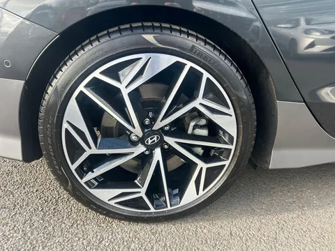 DT25JGX Hyundai Ioniq 6 168kW Ultimate 77kWh 4dr Auto Thumbnail #18