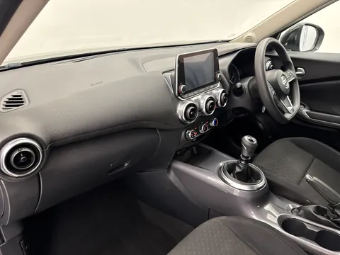 13 of 35 for Nissan Juke 1.0 DiG-T 114 Acenta 5dr