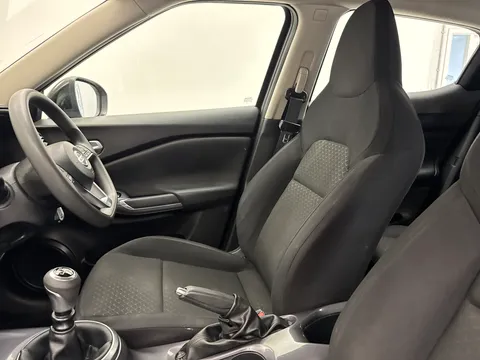 14 of 35 for Nissan Juke 1.0 DiG-T 114 Acenta 5dr