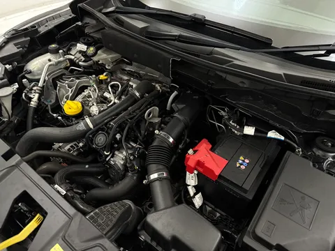 28 of 35 for Nissan Juke 1.0 DiG-T 114 Acenta 5dr