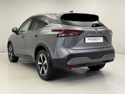 DC72MHV Nissan Qashqai 1.3 DiG-T MH N-Connecta [Glass Roof] 5dr Thumbnail #10