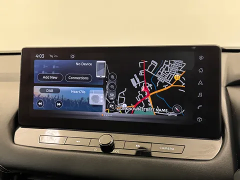 DC72MHV Nissan Qashqai 1.3 DiG-T MH N-Connecta [Glass Roof] 5dr Thumbnail #24