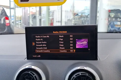 VO23JYA Audi Q2 35 TFSI Sport 5dr S Tronic Thumbnail #39