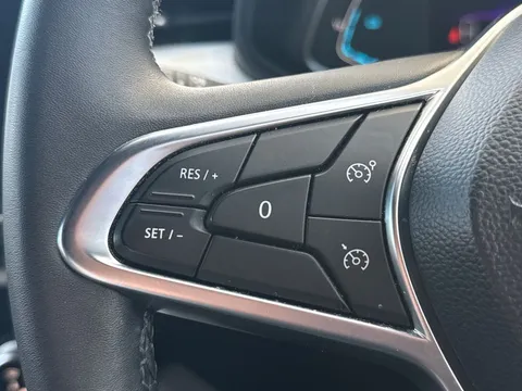 BN73ZRU Renault Clio 1.6 E-TECH full hybrid 145 Techno 5dr Auto Thumbnail #27