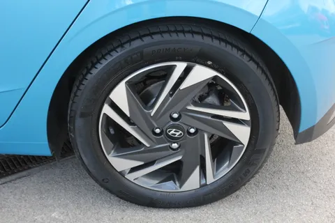 DE22NCX Hyundai i20 1.0T GDi 48V MHD SE Connect 5dr Thumbnail #8